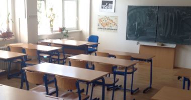 Stire din Social : Se închid școlile dacă se declară epidemie de gripă? "Se poate cere suspendarea cursurilor!"