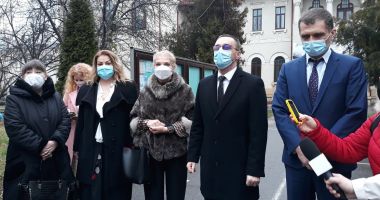 Elevii s-au reîntors în bănci. Nouă şcoli nu au autorizaţii sanitare de funcţionare - 2