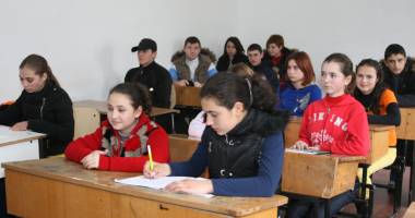Stire din Sănătate : Școlile  din Constanța,  luate la purica de inspectorii DSP