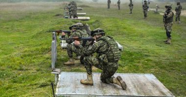 Stire din Eveniment : "Scorpionii Albaștri", trageri cu armamentul de infanterie