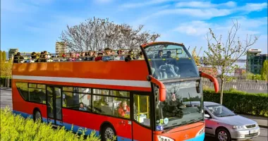 Stire din Social : Revine linia estivală City Tour! Cât costă o călătorie cu autobuzul etajat