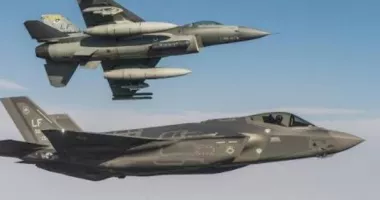 Panică în Orientul Mijlociu. Explozii și alerte după atacurile lansate de Iran