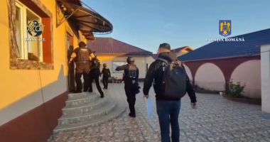 Stire din Eveniment : Percheziții în județul Constanța! Șapte persoane sunt cercetate pentru trafic de persoane și proxenetism