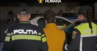 Stire din Eveniment : Femeie tâlhărită în miezul zilei, la Tuzla! Un bărbat a fost adus în fața instanței