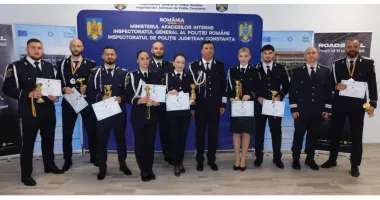 Momente emoționante la IPJ Constanța. Polițiști premiați și avansări înainte de termen - 2