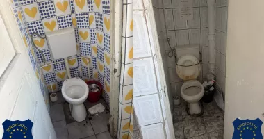 Stire din Eveniment : Acuzații de condiții insalubre și risc de incendiu la Poliția Năvodari. IPJ Constanța respinge criticile