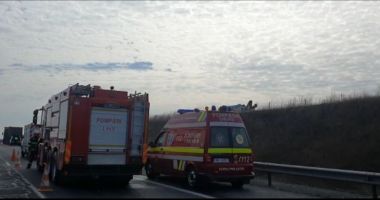 Stire din Eveniment : Grav accident rutier, pe A2. Un bărbat și-a pierdut viața