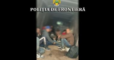 VIDEO. Cetățean român, cercetat în stare de arest preventiv pentru trafic de migranți