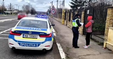 Stire din Eveniment : Sute de pietoni și de bicicliști au fost sancționați de polițiștii rutieri