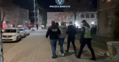 Stire din Eveniment : Scenă revoltătoare în Medgidia! Un bătrân de 85 de ani, jefuit pe stradă