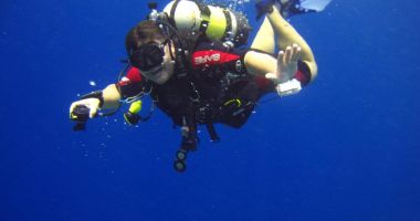 Scufundări la Marea Neagră. Cât costă o sesiune de o oră cu un instructor autorizat