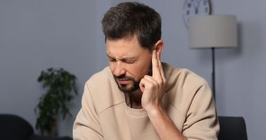 Stire din Sănătate : Scurgerile din ureche duc foarte des la disconfort sau durere