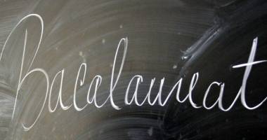 Stire din Cultură-Educație : Se apropie probele scrise  la Bacalaureatul special