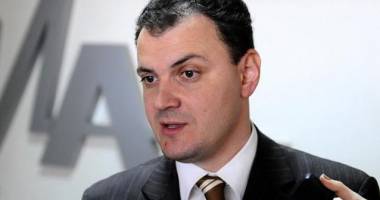 Stire din Politică-Administrație : Laura Kovesi cere Camerei Deputaților să aprobe arestarea lui Sebastian Ghiță