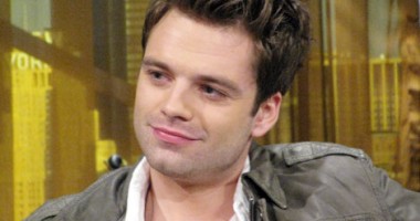 Stire din Monden : Actorul Sebastian Stan, părăsit de iubită