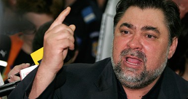 Stire din Politică-Administrație : Fostul primar al Bacăului, Dumitru Sechelariu, internat în spital
