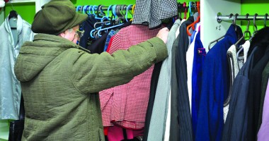 Cu ce se mai îmbracă constănțenii de la second-hand - 1