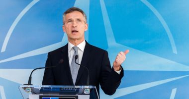Stire din Actualitate : Secretarul general al NATO îndeamnă Germania să-și majoreze cheltuielile militare