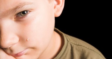 Stire din Eveniment : ȘOCANT: băieței bătuți și obligați să întrețină relații sexuale orale