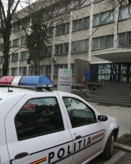 Stire din Eveniment : CONSTANȚA / Hoț împușcat mortal în inimă de polițiști