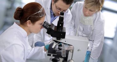 Stire din Economie : Sectorul privat cheltuiește  mai mult pentru cercetare-dezvoltare decât instituțiile publice