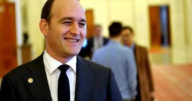 Stire din Politică-Administrație : Nouă gafă a ministrului Finanțelor. Dan Vîlceanu nu a știut cât este salariul minim