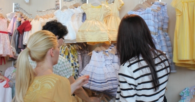 Stire din Economie : Se deschide Târgul Național de Îmbrăcăminte - Încălțăminte TINIMTEX