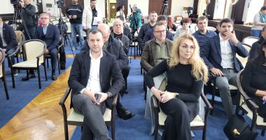 Florin Mitroi, despre consilierii de la AUR, care au plecat de la ședință: "Ne-am cuplat, ne-am logodit și când să facem nunta a fugit mireasa" - 5