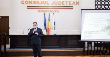 Stire din Politică-Administrație : Consilierii judeţeni din Constanţa sunt convocaţi în şedinţă ordinară
