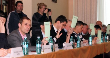 Stire din Politică-Administrație : Cât de LEGALĂ este MAJORAREA RETROACTIVĂ a prețului GIGACALORIEI