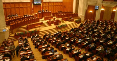 Stire din Politică-Administrație : A început ședința pentru alegerea membrilor Autorității pentru Supraveghere Financiară