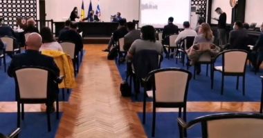 Stire din Politică-Administrație : Consiliul local convocat în ședință, miercuri, 17 mai. Ce proiecte sunt pe ordinea de zi