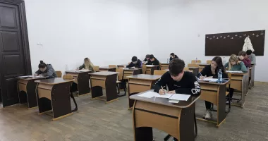 Stire din Cultură-Educație : Ședințe gratuite de pregătire pentru Bacalaureat