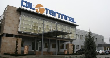 Stire din Economie : Sindicatul "Oil Terminal" cere justiției să concedieze 17 lucrători nevinovați