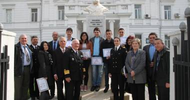Stire din Cultură-Educație : Se fac înscrieri  la un important concurs de matematică