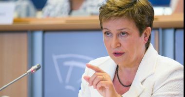 Stire din Economie : Şefa FMI atrage atenţia că perioada critică nu a trecut