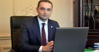 Stire din Economie : Șeful ANAF le cere protestatarilor să respecte legea