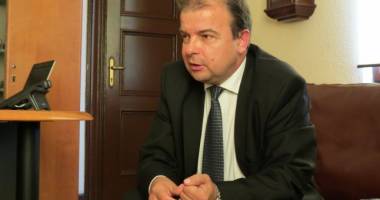 Stire din Cultură-Educație : Șeful Institutului Cultural a demisionat