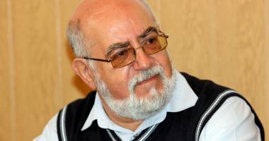 Stire din Economie : Șeful umoriștilor constănțeni a repurtat o mare victorie împotriva Poștei Române