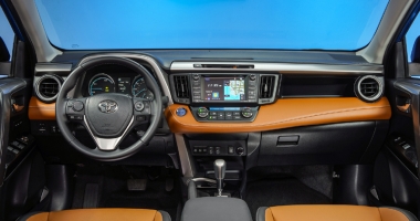 Segmentul SUV reinventat de Toyota prin lansarea noului RAV4 - 3