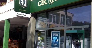 Stire din Economie : Selecția administratorilor CEC și Eximbank, bani aruncați pe fereastră