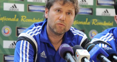 Stire din Sport : Selecționata U17 se pregătește de calificările EURO 2015