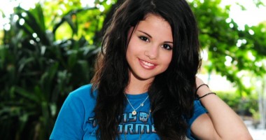 Stire din Monden : Selena Gomez, amenințată cu moartea!