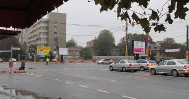 Atenție, șoferi! Nu funcționează semafoarele din intersecția de la ICIL - 4