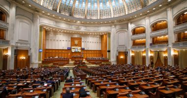 Stire din Actualitate : Calendarul alegerii unui judecător la Curtea Constituțională a fost decalat