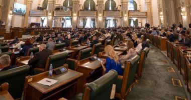 Stire din Actualitate : Senatul se reunește în sesiune extraordinară. Pe agendă, un OUG privind fondurile suplimentare pentru minele din Valea Jiului
