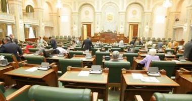 Stire din Politică-Administrație : Parlamentarii chiulangii  rămân fără indemnizații