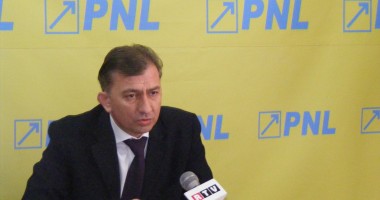 Stire din Politică-Administrație : Senatorii mai pot formula amendamente la noul Cod Rutier până vineri