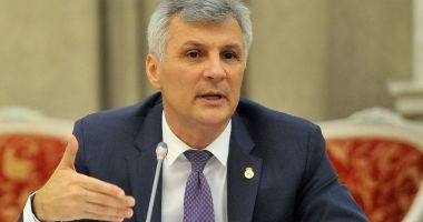 Stire din Politică-Administrație : Senatorul Daniel Zamfir, de la PSD, solicită amânarea liberalizării prețurilor la utilități