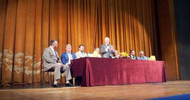 Stire din Politică-Administrație : Senatorul Puiu Hașotti și-a lansat cartea "PNL Constanța 1990-2014"